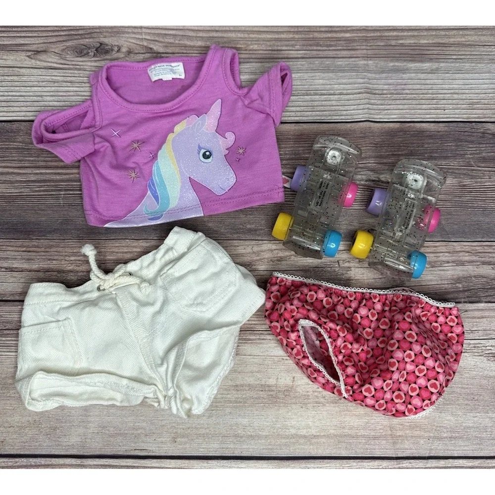 Build‎ A Bear BABW Outfit Unicorn Top & White Denim Shorts,  & Skates